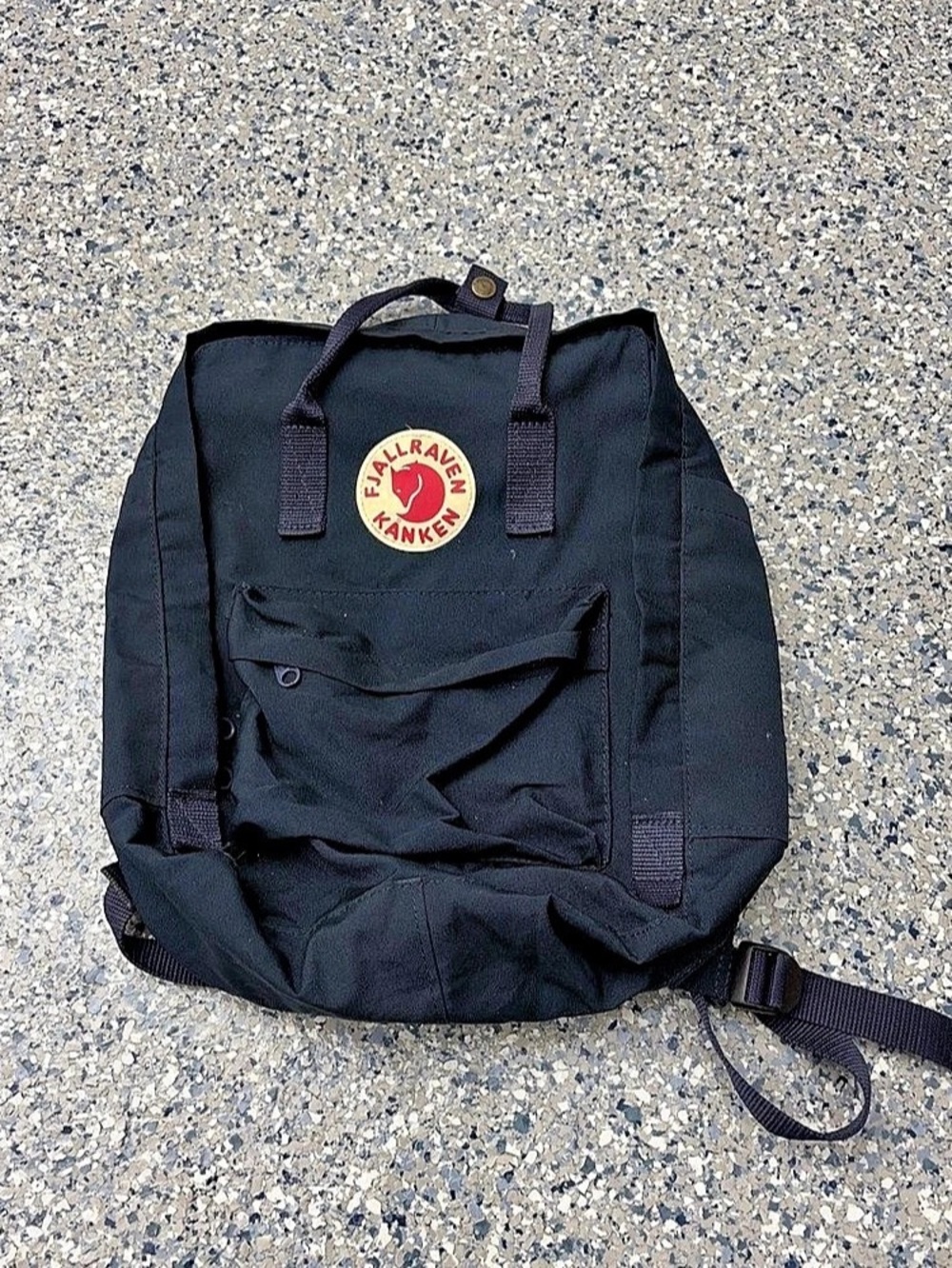 Fjällräven Kånken Classic Backpack navy blue